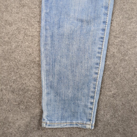 Levi Strauss Signature Mid Rise Skinny Jeans Light Wash Size 8M W29 L30 - Picture 3 of 15
